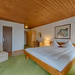 Neuhaus Golf- & Strandhotel 3*