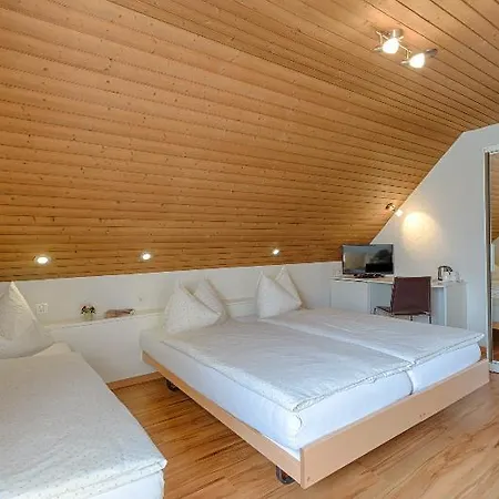 Hotel Neuhaus Golf- & Strandhotel Unterseen