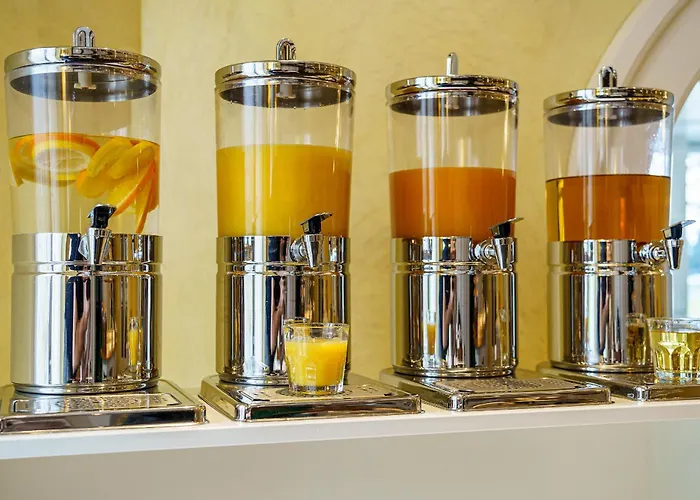 Hotel Neuhaus Golf- & Strandhotel 3*