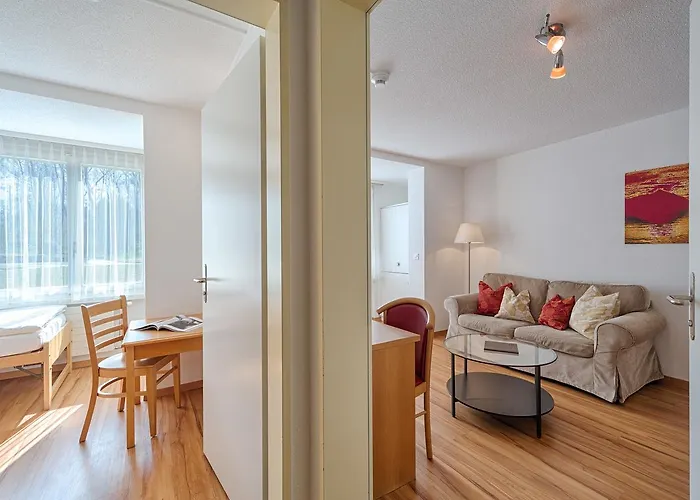 Neuhaus Golf- & Strandhotel 3* Unterseen