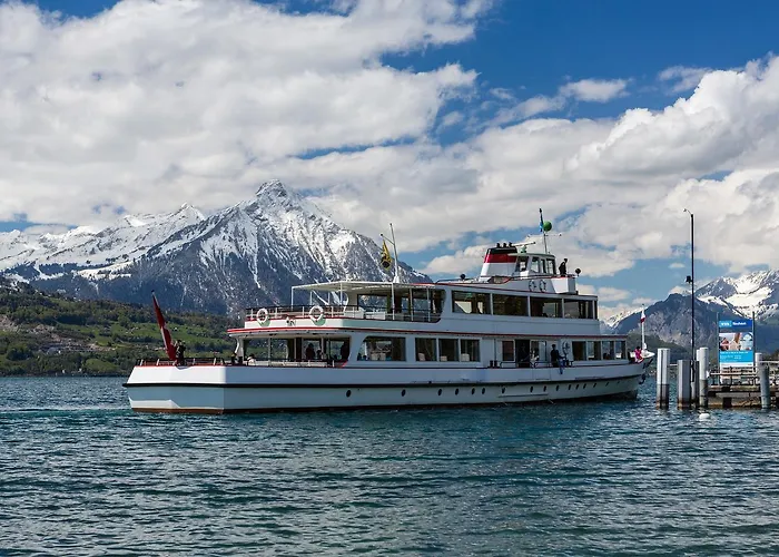 فندق Neuhaus Golf- & Strandhotel 3*