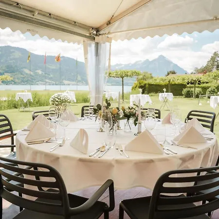 Neuhaus Golf- & Strandhotel Otel 3*