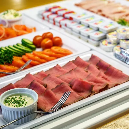 Neuhaus Golf- & Strandhotel Hotel Unterseen